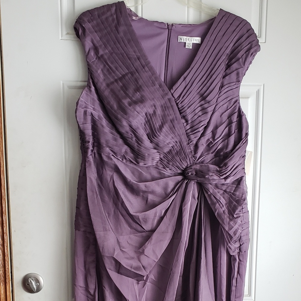 Gorgeous Niteline Floor-Length formal dress